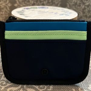 Lululemon card holder